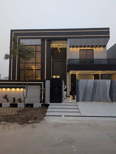 3 Marla on ground possession plot near 348/E for sale