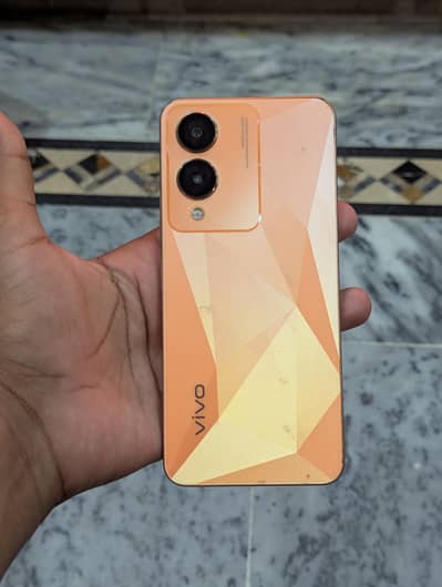 vivo y17s Orange color and ram 12 gb and rom 128 gb