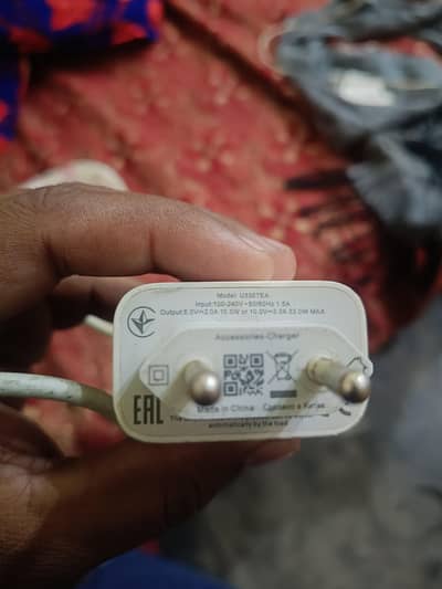 Infinixi 33 watt charger