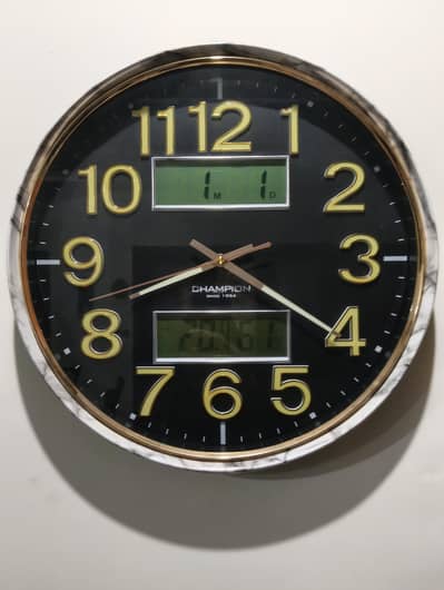 wall clock Glow in dark. . . day date humidity and temperature