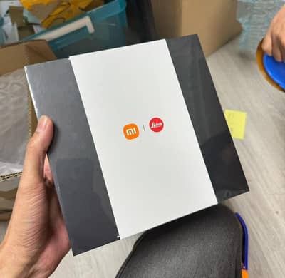 Xiaomi 17 Ultra With Leica 16GB 512GB Non PTA Non Active Box Packed
