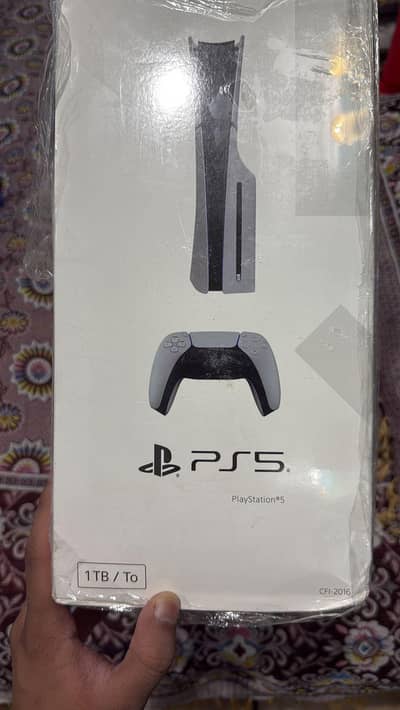 Ps5 Slim Disk UK Edition 1 Tb with games & box pin pack