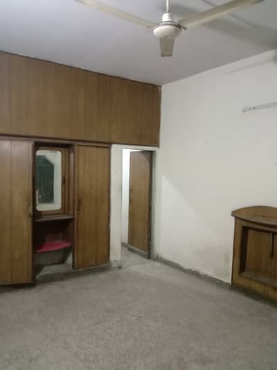 First floor upper portion for rent in I-10