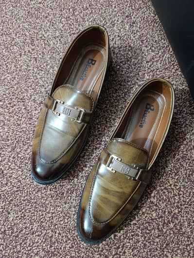 Men formal leather shoes one time used