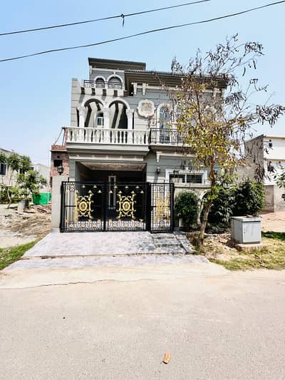 Brand-New Luxury 5 Marla House Available For Sale In Park View City, Lahore.