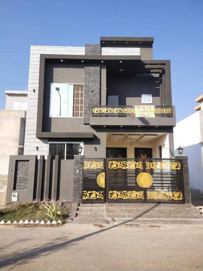 Park View City Executive Block | 5 Marla Luxury House For Sale 4 Beds, Solid Build Direct Meeting With Owner In Park View City Lahore