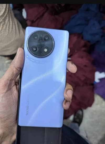 tecno camon . 3s . 8gb. rom. 256. gb. ram  complete box