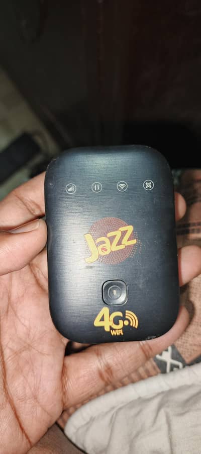 Jazz 4G device with box usb