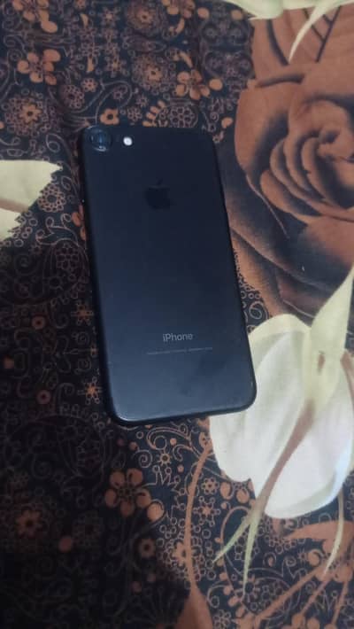 good condition and 128 gb and battery   and finger okay