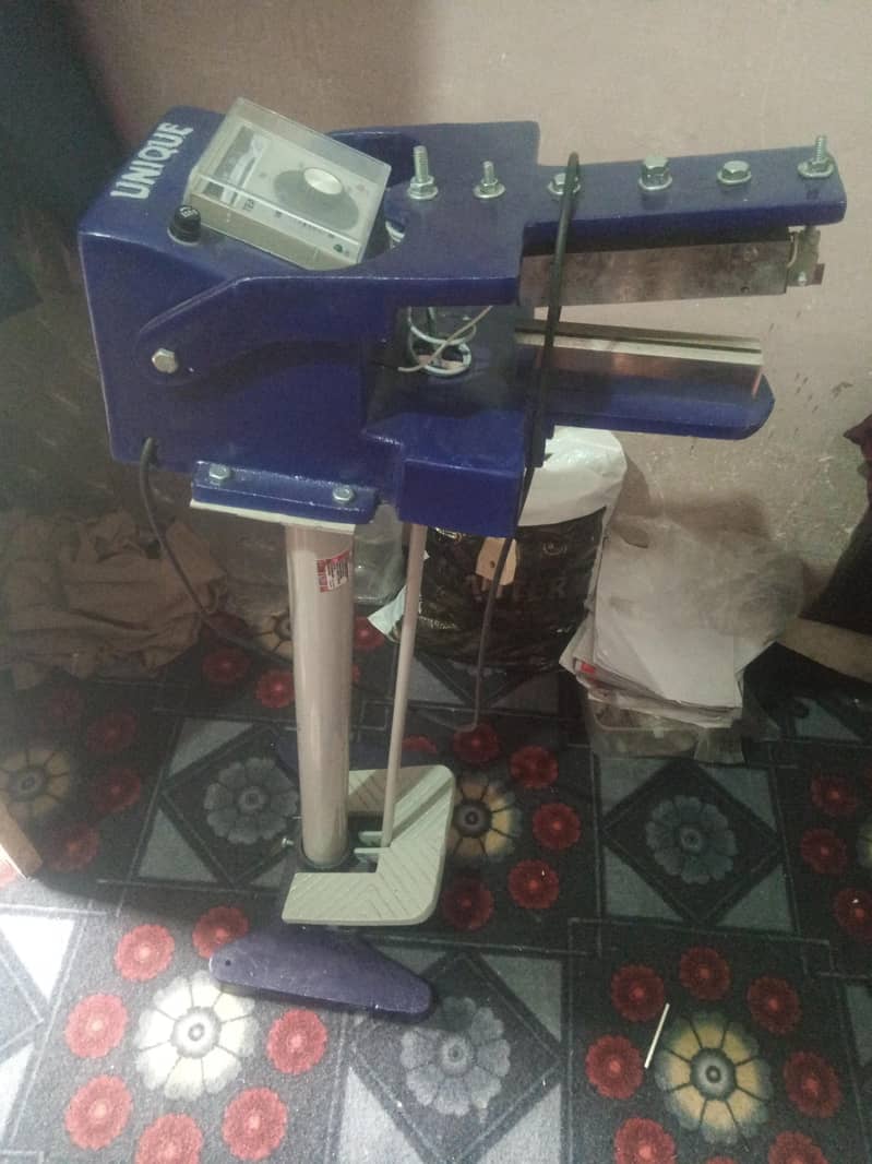 لڑی پیکنگ مینول مشین ، چاکلیٹ میلٹ مشین 1