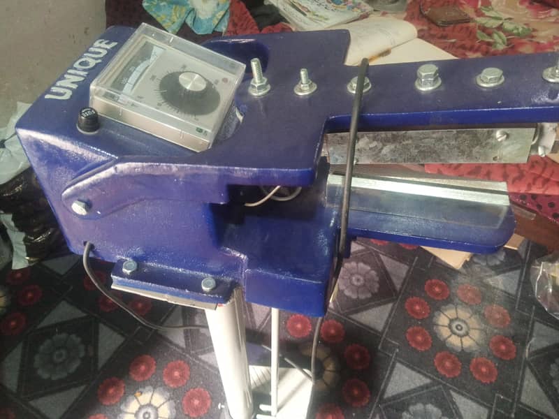 لڑی پیکنگ مینول مشین ، چاکلیٹ میلٹ مشین 3