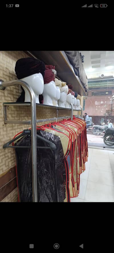 Helper ki need hai fabrics shop pe