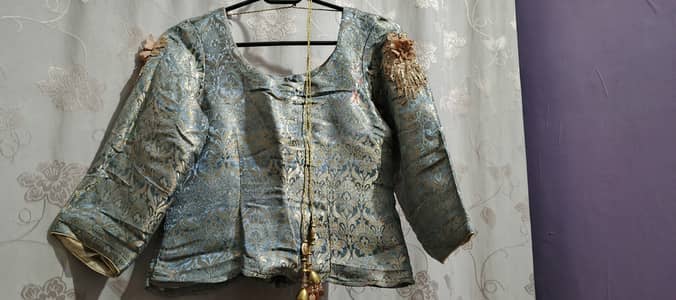 Medium size saree, and black front open gown ready to wear for sale,