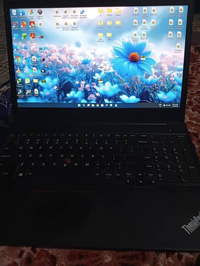 Lenovo E595 Thinkpad (Ryzen 3 3200U + vega 3 graphics)