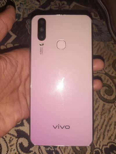 vivo y17