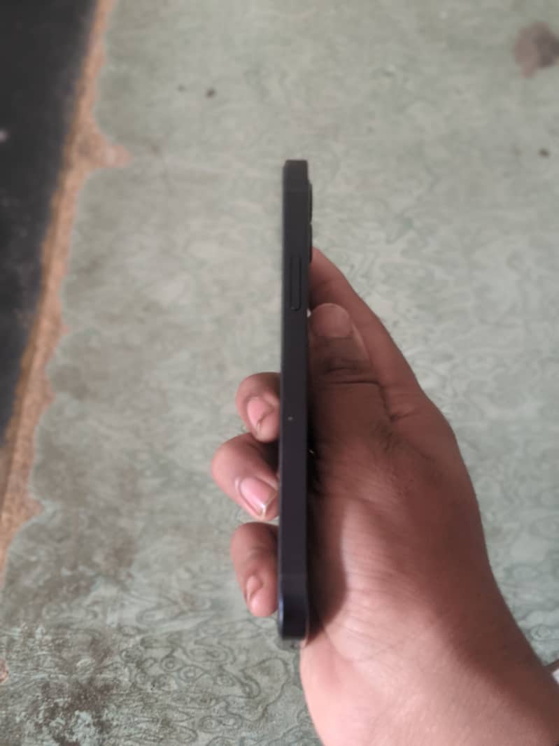 IPHONE 12       (JV) 3