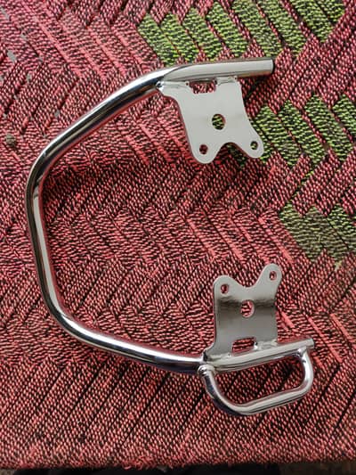 Back take Honda pridor Geniun bike se utari hai bilkul new