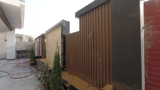 Luxurious 450 Square Yards House Available On Sale In Gulistan e Johar Block 14