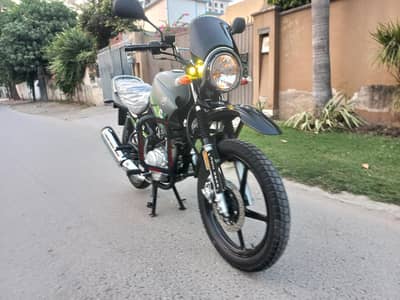 Yamaha YBR G 2024 end model 3800 km driven only like new bike 1st hand