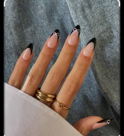 nails