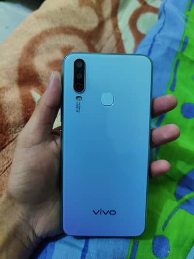 Vivo Y17