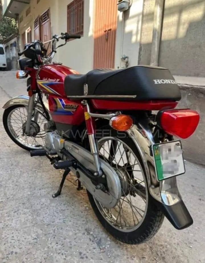 ہونڈا سی ڈی 70 بائی میٹر کا موقے پھر 0