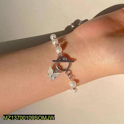 stylish Butterfly pearl Bracelet