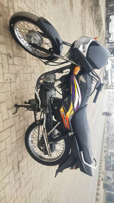 Honda pridor 2017 modal