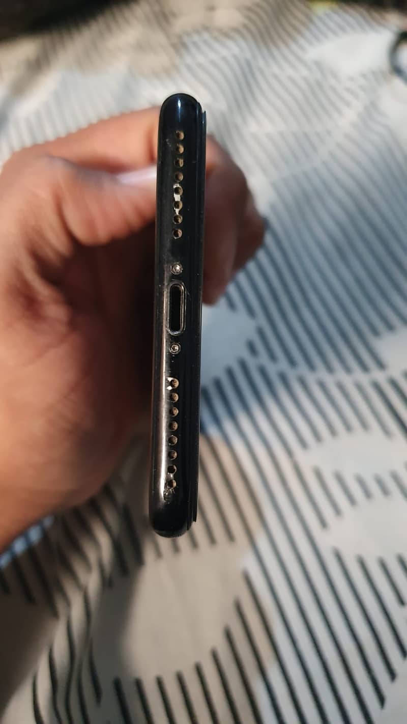 Apple iPhone 7 Plus 1