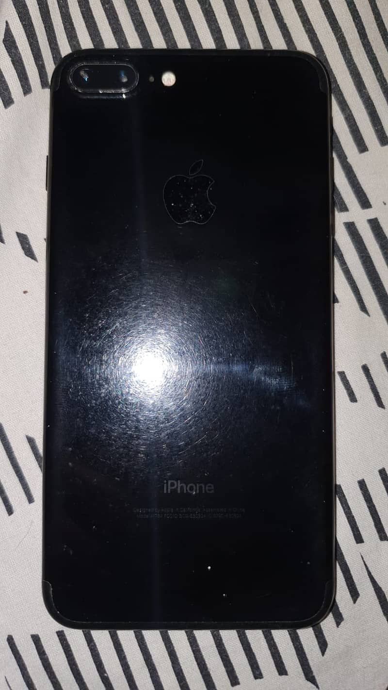 Apple iPhone 7 Plus 6