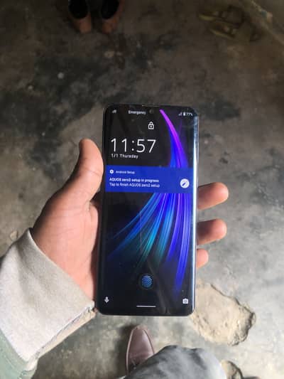 Sharp Aquos zero 2.12. 256