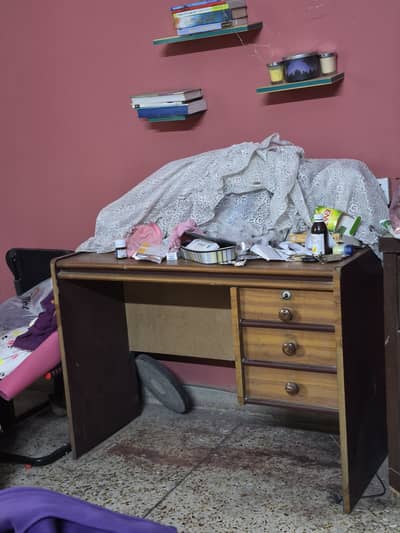 Study table for sale