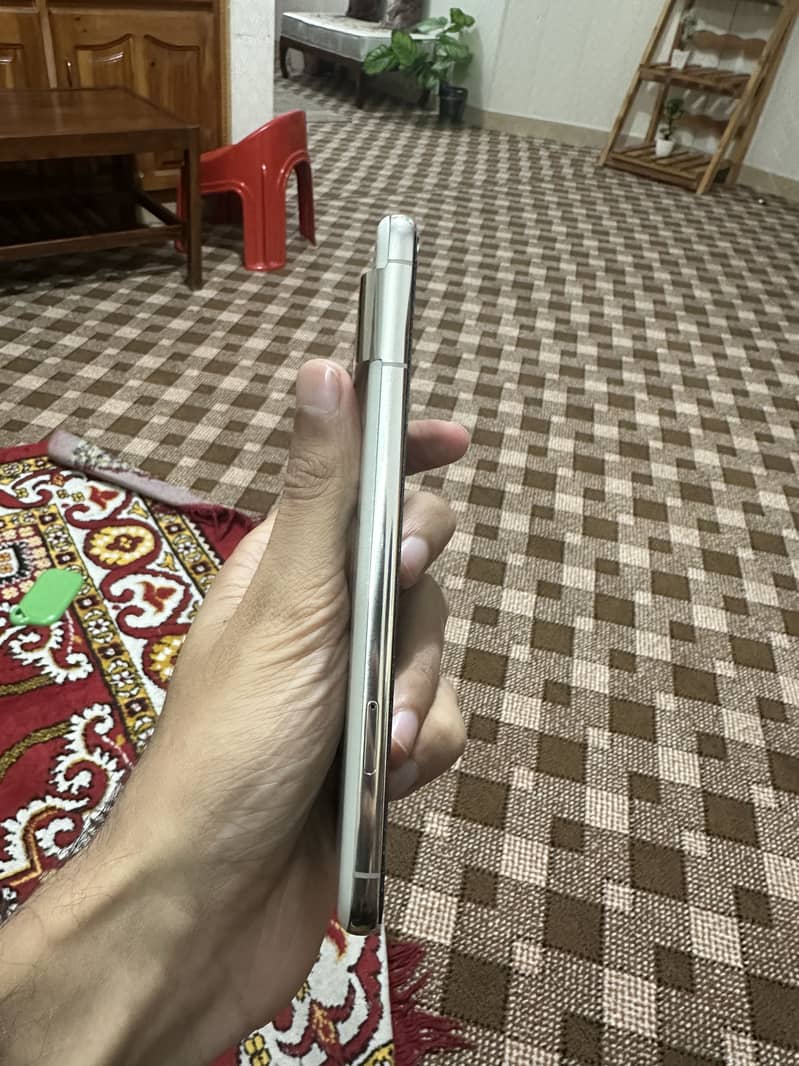 google pixel 8 pro 1