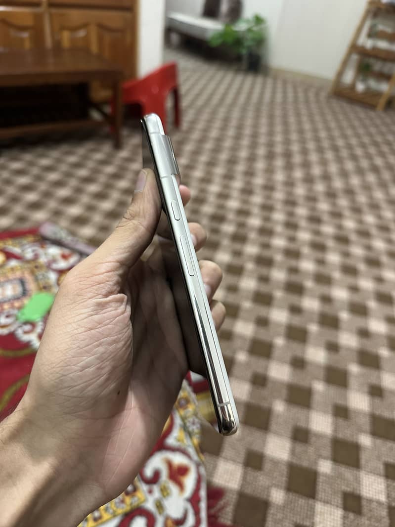 google pixel 8 pro 3