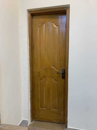 Wooden Door Polished for Washroom