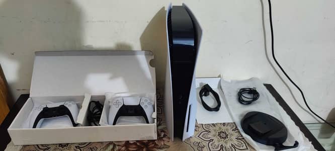 PlayStation 5 Disc and two controller edition softwear 5.50