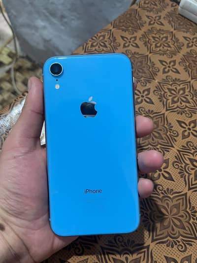 iPhone XR