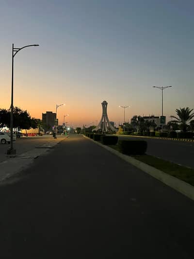 5 Marla Plot Available At Hot Location Near To park Mosque & Commercial At Reasonable Price In New Lahore City phase 3