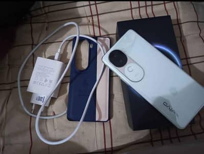 Vivo V40e