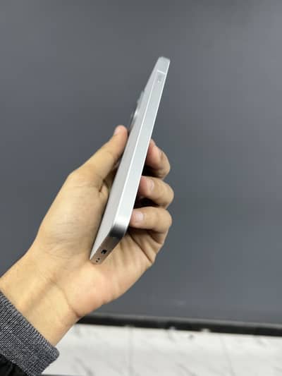 one plus 13T 12/256 non pta exchange possible 0342/7849/614