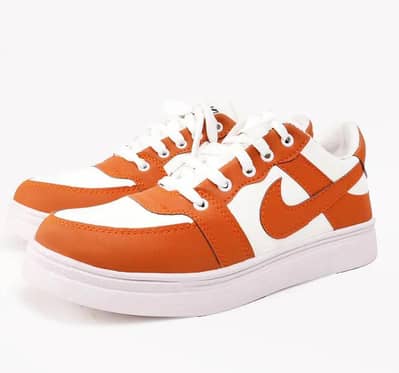 Shoes / Footwear / Men’s Shoes/ Sneakers/Sports Shoes/safety shoes