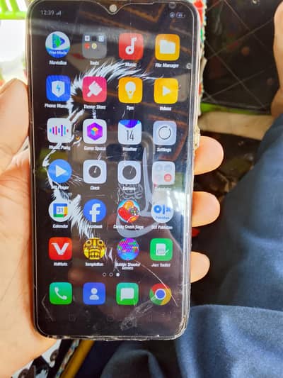 oppo a5s 3 32 cemra dust ha 2no or mike kharab ha fingar kharab ha