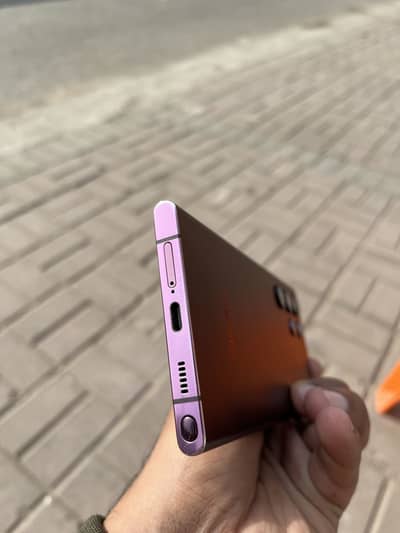 Samsung S22 ultra (official Pta)