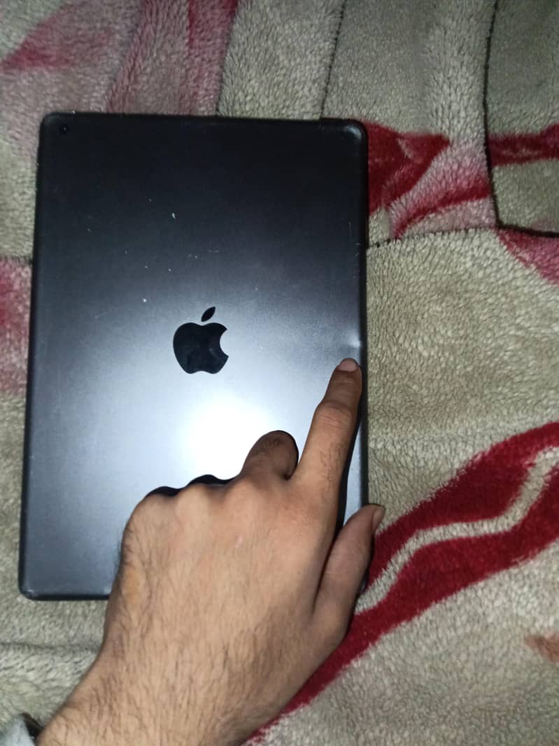 ipad 8gen 2