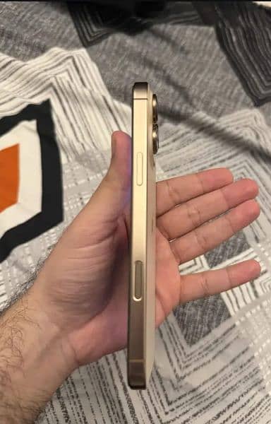 iphone 16 Pro Max Mobile with Full Box condition ok