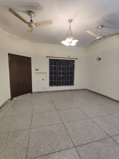 Model Town 7 Marla corner house for sale Fresh NOC