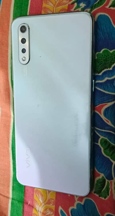 vivo s1 (8/128)