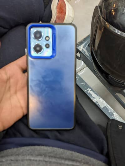 selling Redmi note 12