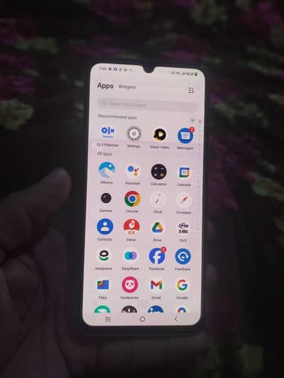 vivo v23e 8GB RAM 256gp