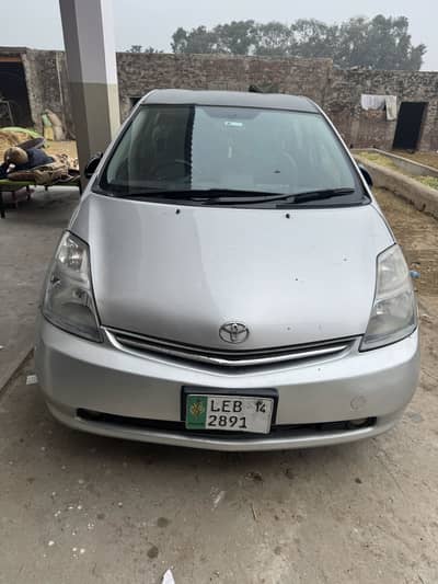 Toyota Prius total genuine silver color urgent sale document clear
